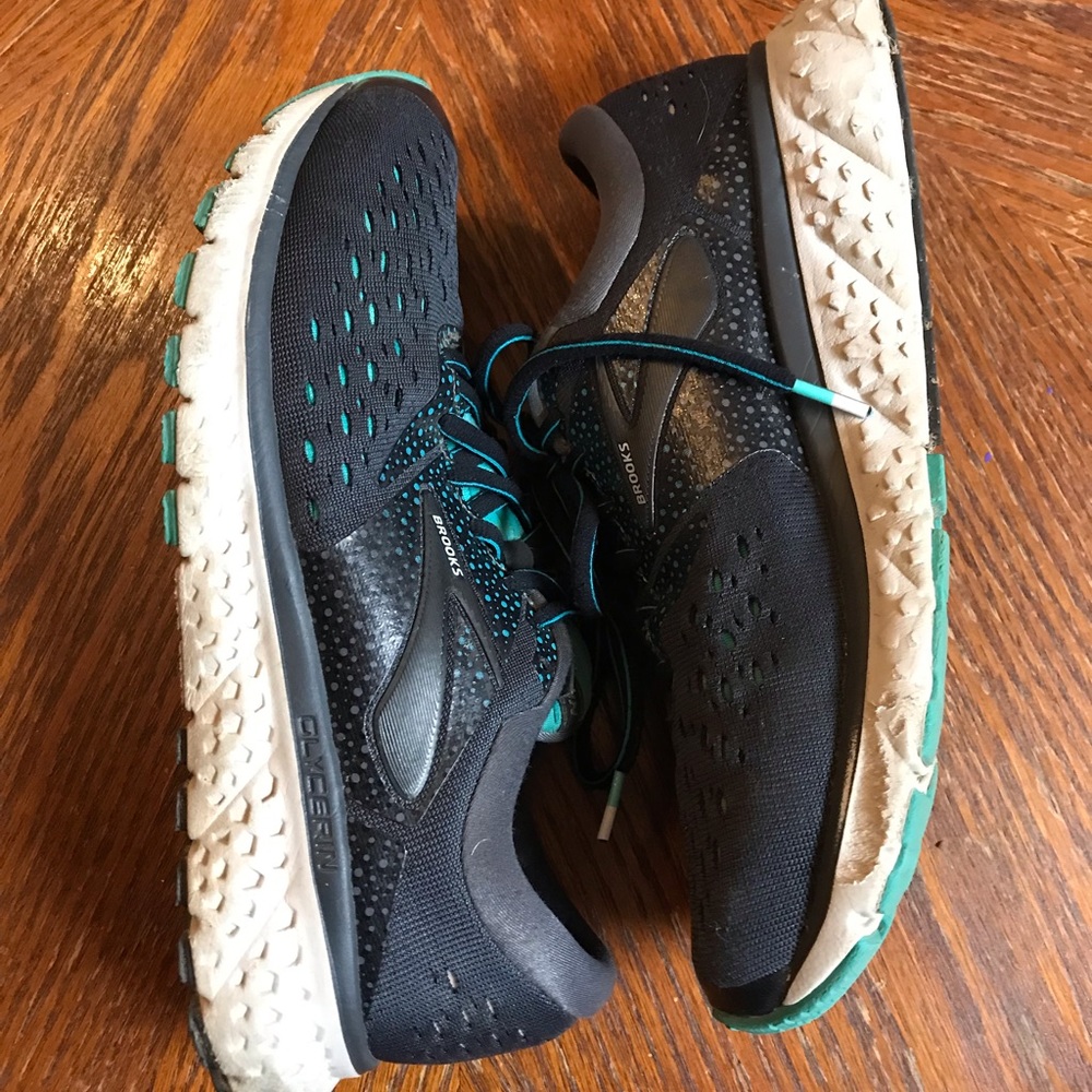 Excellent Brooks Grey & Tiel Running Shoe! - Picture 2 of 11